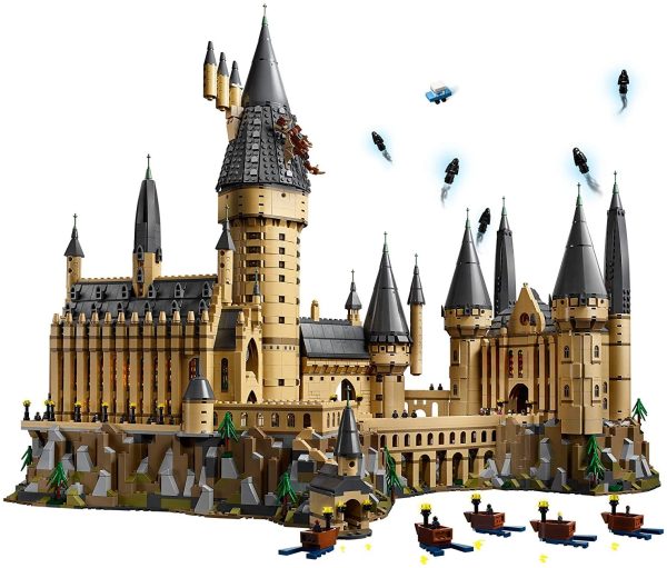 LEGO HARRY POTTER HOGWARTS CASTLE! - Image 4