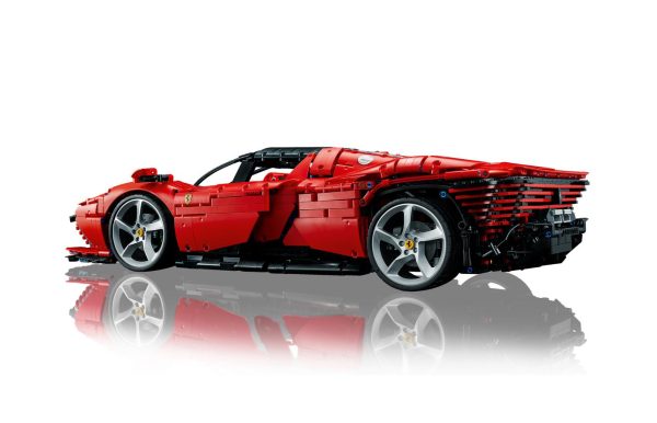 LEGO TECHNIC FERRARI DAYTONA SP3 #1 - Image 2
