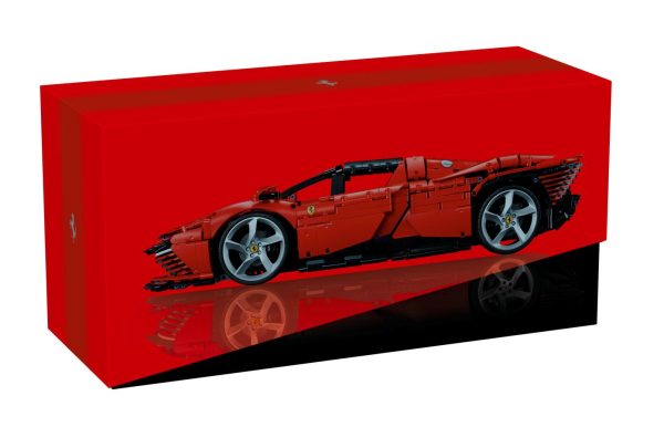 LEGO TECHNIC FERRARI DAYTONA SP3 - Image 10