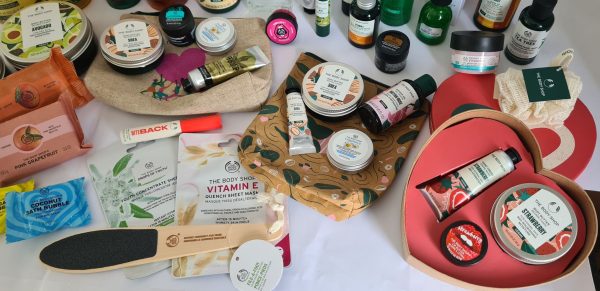 THE BODY SHOP JAMMY BUNDLE! - Image 4