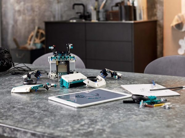 LEGO MINDSTORMS ROBOT BUILD CODE & PLAY 5 IN 1 - Image 5