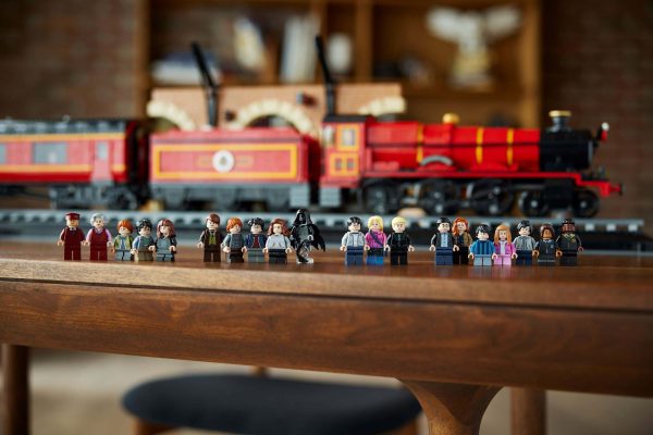 LEGO HOGWARTS EXPRESS COLLECTORS EDITION - Image 9