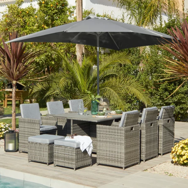 10 SEATER RATTAN CUBE OUTDOOR SET & PARASOL! - Image 6