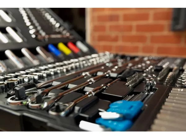 HALFORDS ADVANCED 200 Pc SOCKET & RACHET SPANNER SET #1 - Image 6
