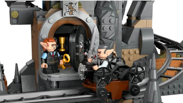 LEGO GRINGOTTS WIZARDING BANK – COLLECTORS EDITION! - Image 4