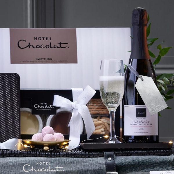 HOTEL CHOCOLAT'S FESTIVE FEAST HAMPER! - Image 4