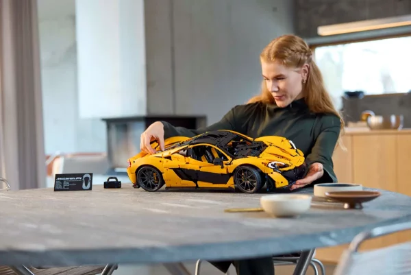 LEGO MCLAREN P1 HYPERCAR - BRAND NEW OUT! - Image 10