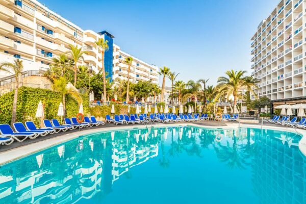 FAMILY HOLIDAY TO BENALMADENA OR £3000! - Image 8