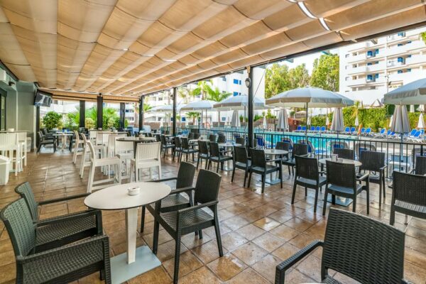 FAMILY HOLIDAY TO BENALMADENA OR £3000! - Image 11
