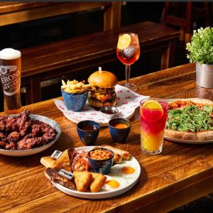 Bottomless Brunch For 2 Or £70