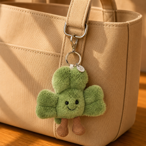 Amuseables Siofra Shamrock Bag Charm or £28 Cash